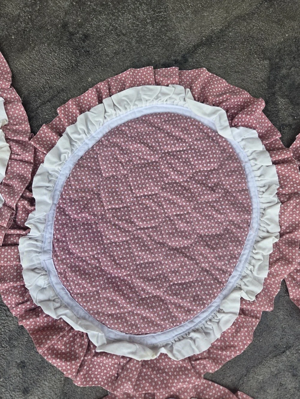 Vintage Dusty Rose Heart Quilted Oval Placemat Set with White Ruffle- Set Of 8
